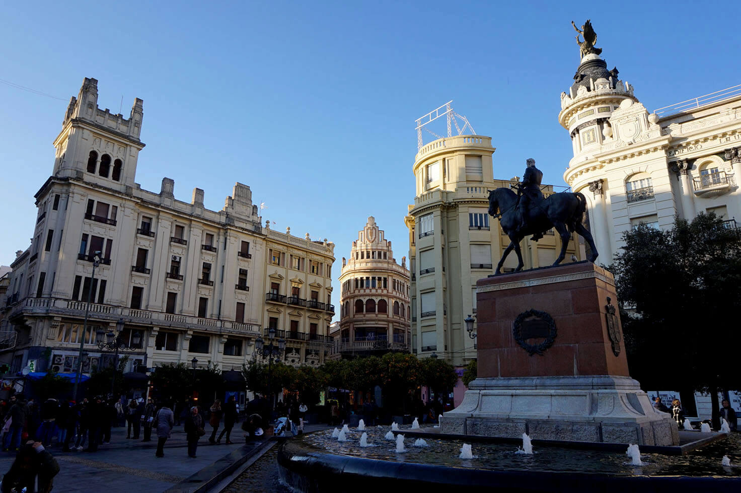 Plaza de Colón