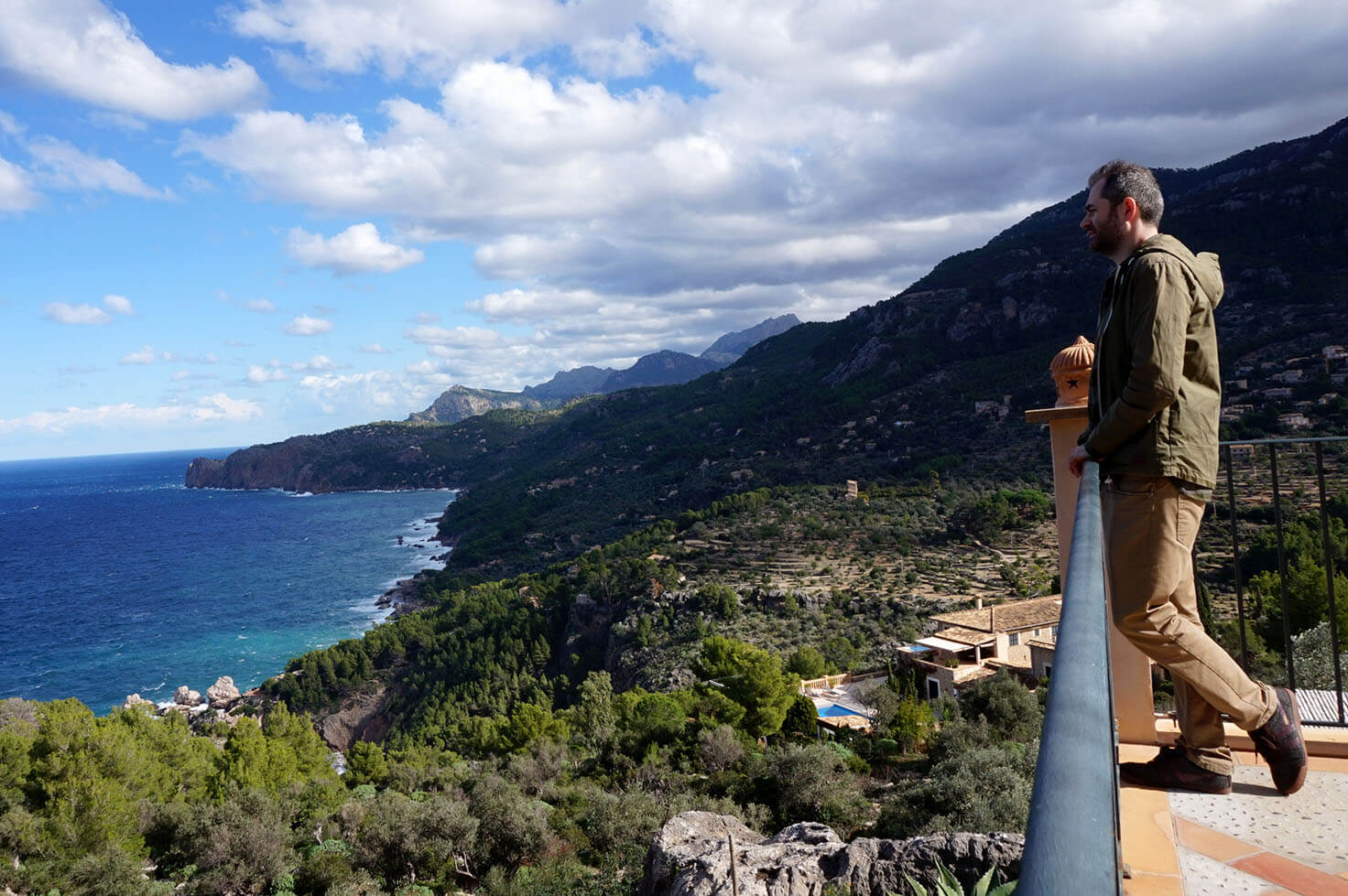 Posing above the cliffs in Mallorca