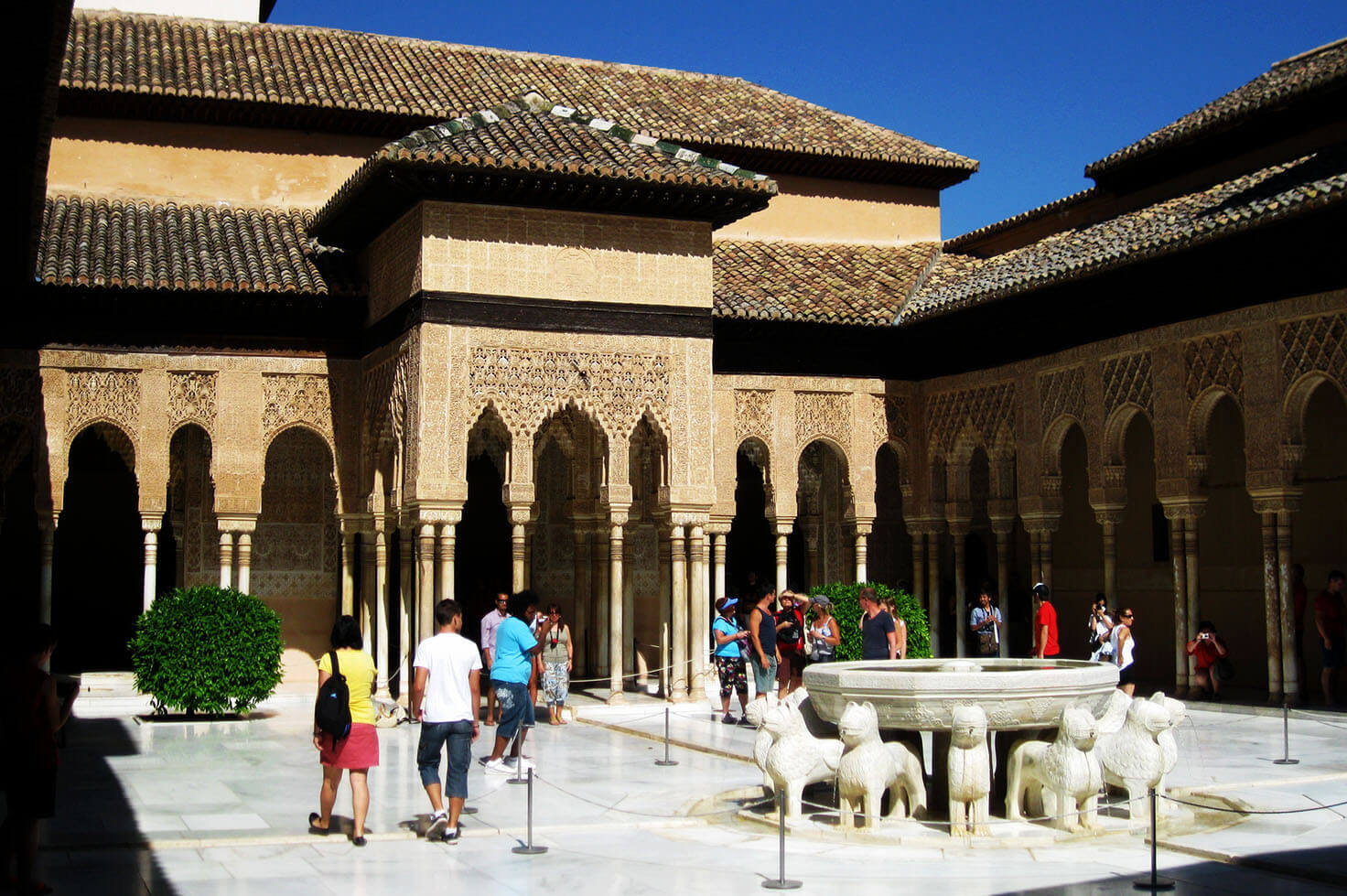 Patio de los Leones